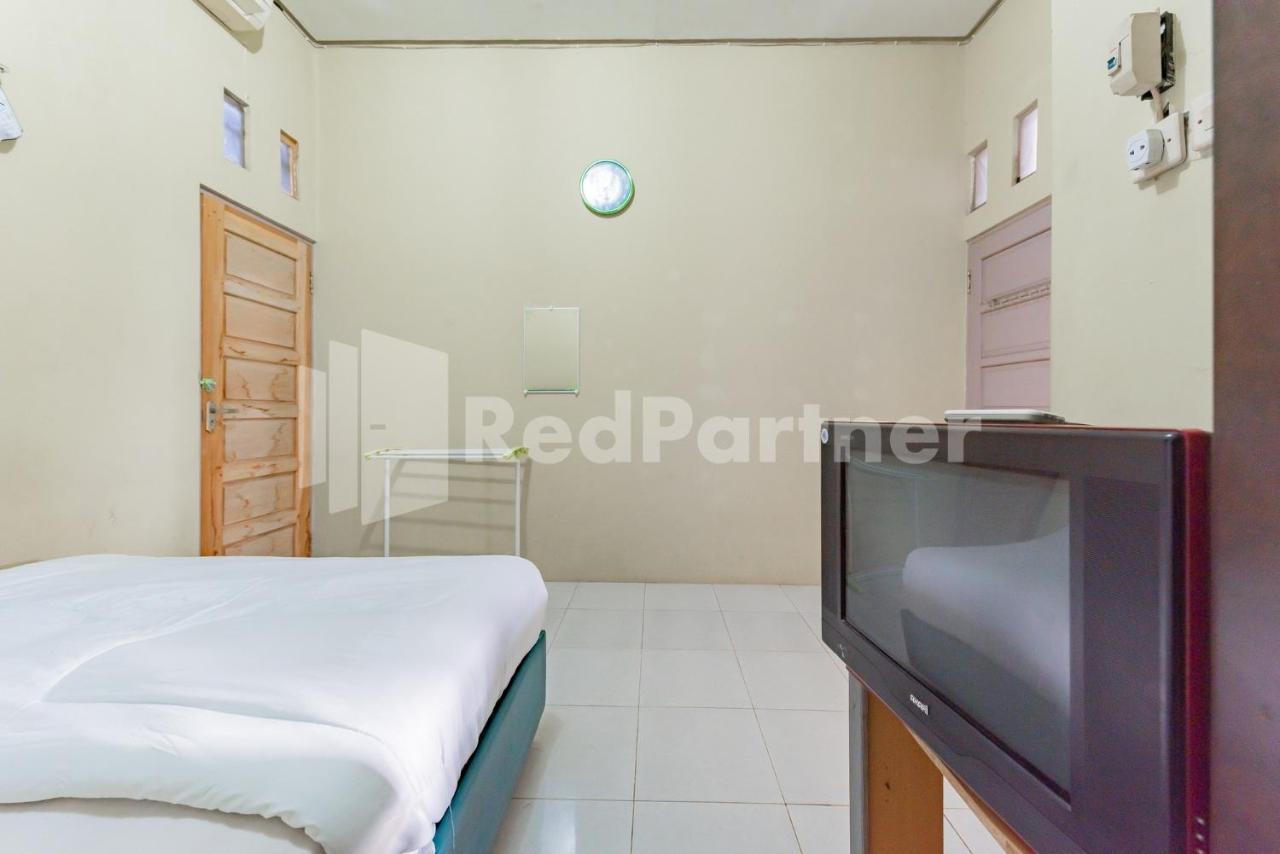 Ana Guest House Syariah Mitra Reddoorz Banjarbaru ภายนอก รูปภาพ